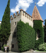 Die Landesfürstliche Burg in Meran befindet sich in der Galileistrasse.