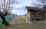 Der ehemalige Hof Patsch am Sonnenberg im Vinschgau. (Foto: Reinhard Jakubowski)